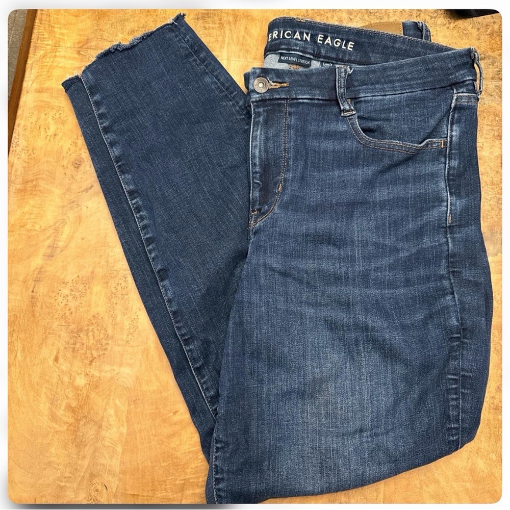 American Eagle Outfitters Women’s Dark Blue Skinny Jeans